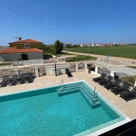 Vila Softic Amra Umag Exterior foto
