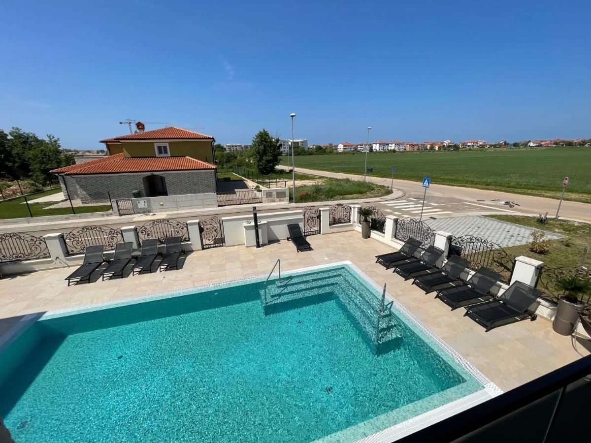 Vila Softic Amra Umag Exterior foto